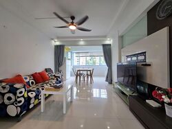 Blk 892 Tampines Avenue 8 (Tampines), HDB Executive #585615671